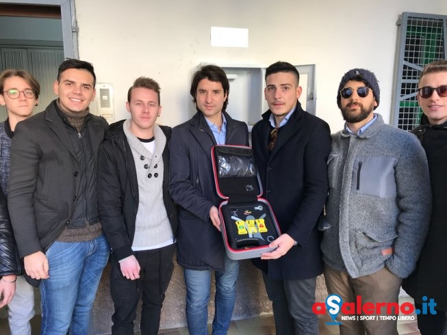 Inaugurata la prima “piazza del cuore”: defibrillatore in strada a Torrione – LE FOTO - aSalerno.it