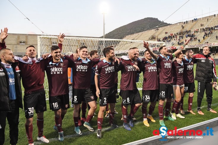 Salernitana, tre punti salutari ed ora dieci giorni da sfruttare - aSalerno.it