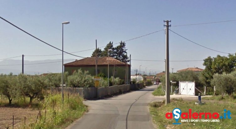 Perde il controllo dell’auto e si schianta contro un muro: incidente a Serracapilli - aSalerno.it