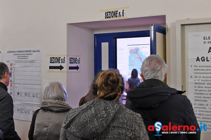 Affluenza alle 12.00, in provincia di Salerno ha votato il 17,95% - aSalerno.it