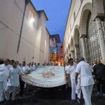 SAL - 21 08 2018 Salerno Duomo. Alzata del panno di San Matteo. Foto Tanopress
