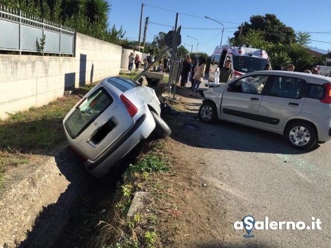 Altavilla Silentina: scontro tra due auto, perde la vita 90enne - aSalerno.it