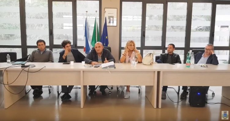Da Ispani a Sapri, l’incontro dei sindaci del territorio su idea “impianto di compostaggio” - aSalerno.it