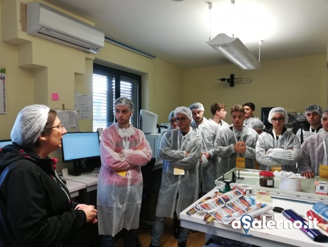 Diciassette aziende salernitane hanno aperto le porte a 420 studenti - aSalerno.it