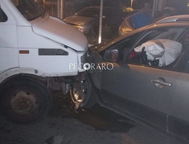 Incidente tra Eboli e Campagna, soccorse tre persone - aSalerno.it