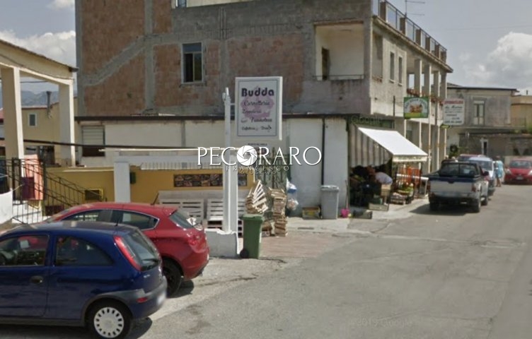 Omicidio a Capaccio, ucciso 33enne davanti a un bar nella notte - aSalerno.it