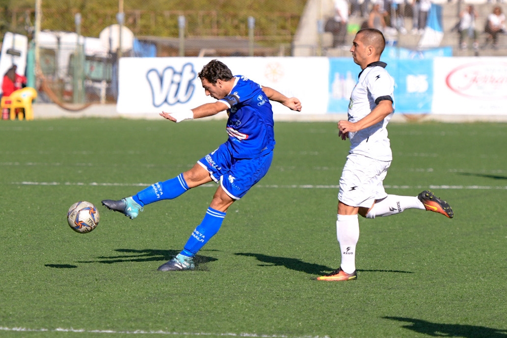 FEFC7F20-539D-486D-AFF7-B307054CF62E