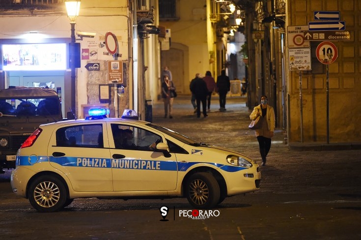 “Furbetti” della zona rossa, arrivano le prime multe - aSalerno.it