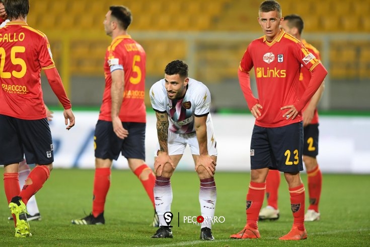 Salernitana cancella Lecce, Castori: “C’è voglia di riscatto”. Ancora assente Gondo - aSalerno.it