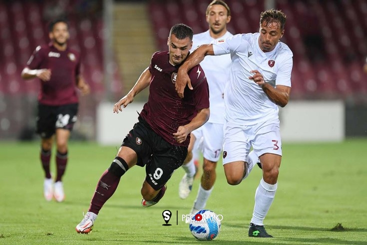 Salernitana, magia di Bonazzoli: Reggina sotto (1-0 pt) - aSalerno.it