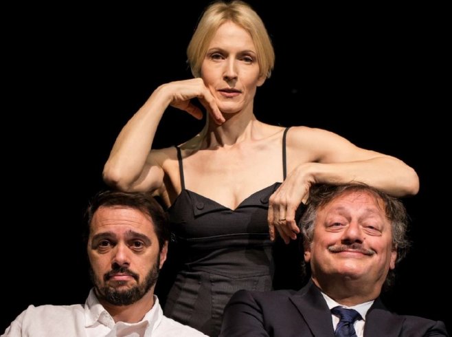 Ai Barbuti con Gaia De Laurentiis e la “S/coppia – d/istruzioni per l’uso” - aSalerno.it