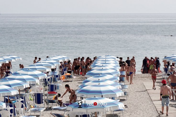 Tragedia in spiaggia, muore una turista a Paestum - aSalerno.it