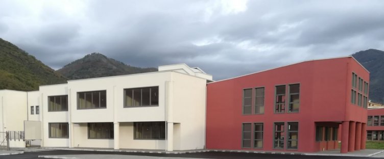 Mercato San Severino: Alunni senza aule, continua lo sciopero al Publio Virgilio Marone - aSalerno.it