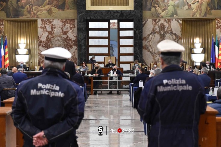 Salerno, domani il Consiglio Comunale: dalla Tari a cessione aree e fabbricato. L’ordine del giorno - aSalerno.it