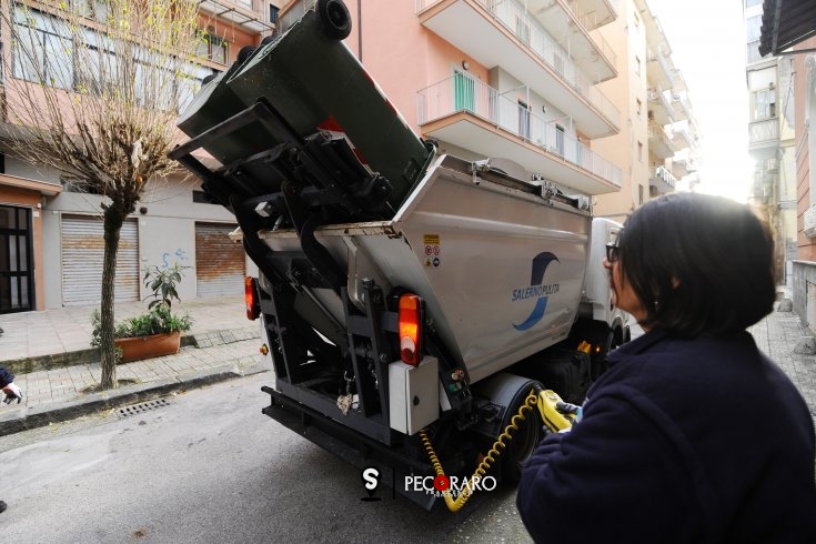 Da lunedi 14 marzo l’indifferenziato si può gettare fino alla mezzanotte - aSalerno.it