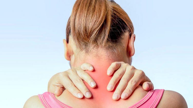Dolori cervicali, dorsali e lombari da postura sbagliata: come possono essere curati - aSalerno.it