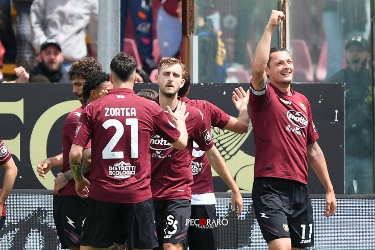 Salernitana avanti tutta, Fiorentina sotto (1-0 pt) - aSalerno.it