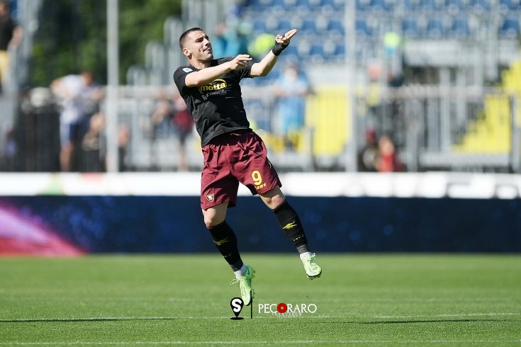 Salernitana, le pagelle… granata: fortuna che c’è Bonazzoli - aSalerno.it