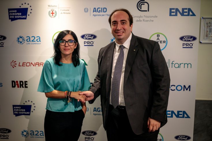 Grande successo dell’YIBF con Cottarelli e il Ministro dei Giovani - aSalerno.it