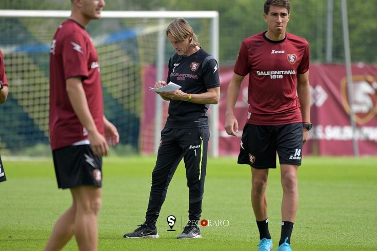 Valencia-Botheim dal 1′, la formazione iniziale contro il Galatasaray - aSalerno.it