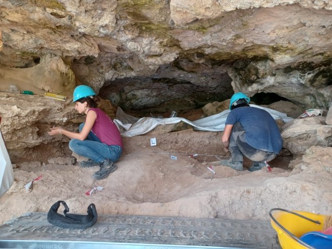 Riprendono dopo 50 anni gli scavi alla Grotta del Poggio a Camerota - aSalerno.it