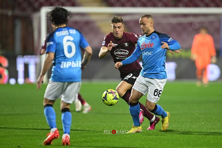 Salernitana sotto all’ultimo respiro, decide Di Lorenzo: 0-1 Napoli (pt) - aSalerno.it