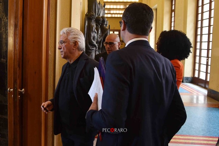 Non c’è il “numero” dei consiglieri, salta la seduta del Consiglio Comunale - aSalerno.it