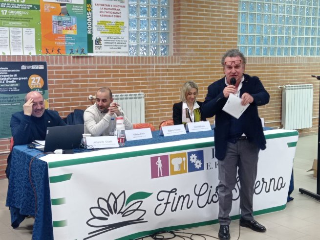 Agenda Onu 2030: studenti del Ferrari di Battipaglia e sindacalisti Fim Cisl Salerno a confronto - aSalerno.it